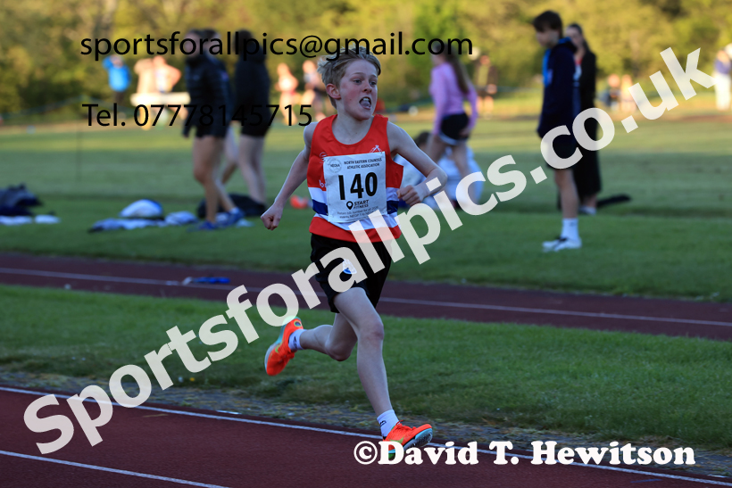 The 1500 metres, 2026 NEGP 1, Monkton Stadium. Photo: David T. Hewitson/Sports for All Pics